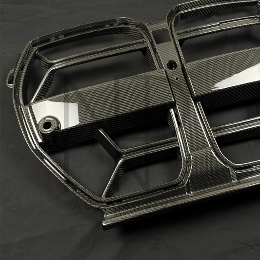 GRIGLIA ANTERIORE CSL CARBONIO DRY PRE PREG BMW M3 G80 G81 M4 G82 G83