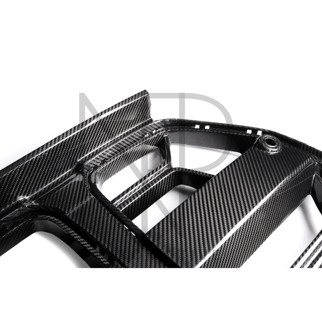 GRIGLIA CSL ACC CARBONIO DRY PRE PREG BMW M3 G80 G81 M4 G82 G83