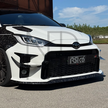 LIP ANTERIORE IN FIBRA DI CARBONIO FORGIATO PER TOYOTA YARIS GR MK1
