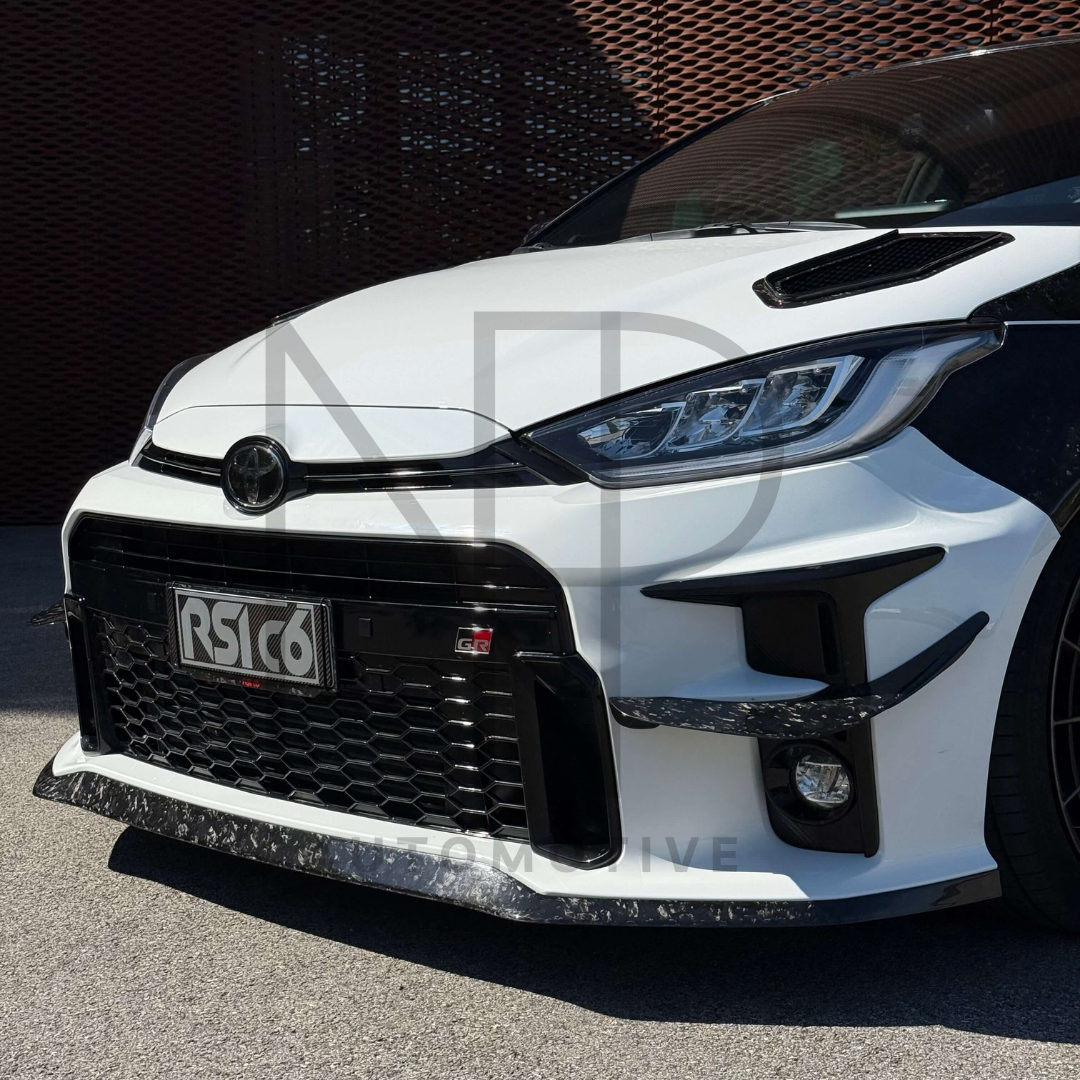 LIP ANTERIORE IN FIBRA DI CARBONIO FORGIATO PER TOYOTA YARIS GR MK1