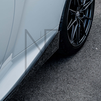 MINIGONNE LATERALI IN CARBONIO FORGIATO PER TOYOTA YARIS GR MK1 MK2