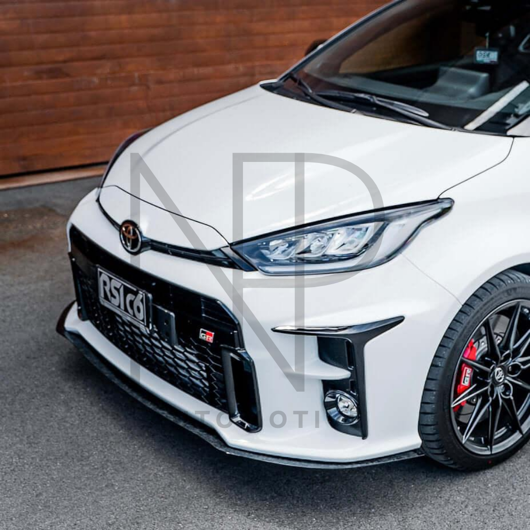 LAMA ANTERIORE IN CARBONIO FORGIATO PER TOYOTA YARIS GR MK1