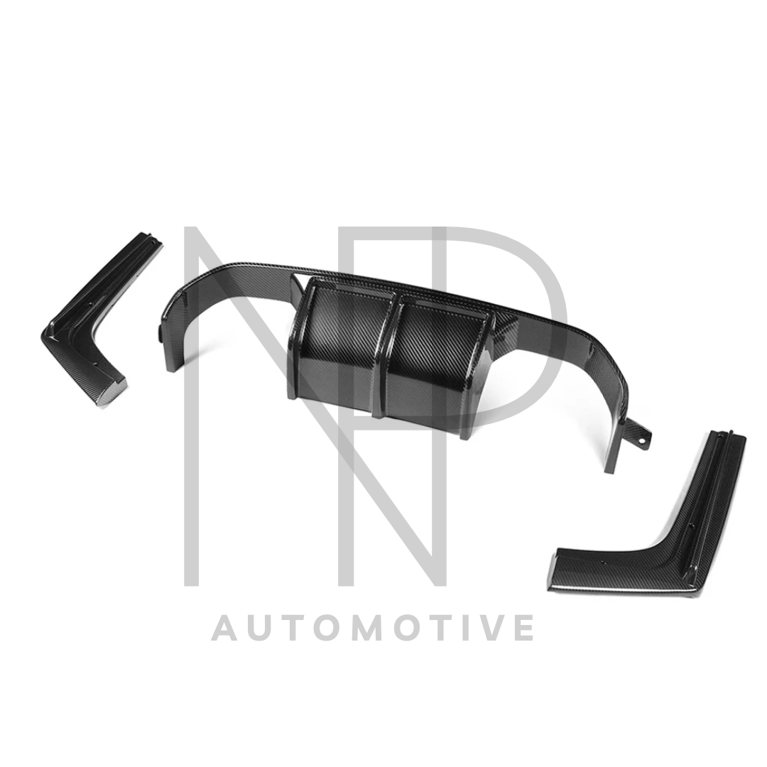 DIFFUSORE POSTERIORE V-STYLE CARBONIO PRE PREG BMW M4 F82 F83
