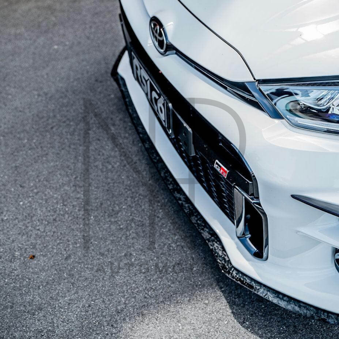 LAMA ANTERIORE IN CARBONIO FORGIATO PER TOYOTA YARIS GR MK1