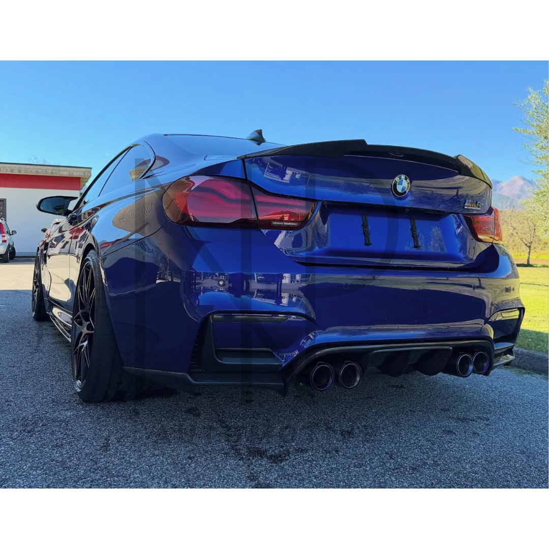 DIFFUSORE POSTERIORE V-STYLE CARBONIO PRE PREG BMW M4 F82 F83